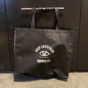 Free DEEP LA DPLS Tote with purchase - extra large, unisex